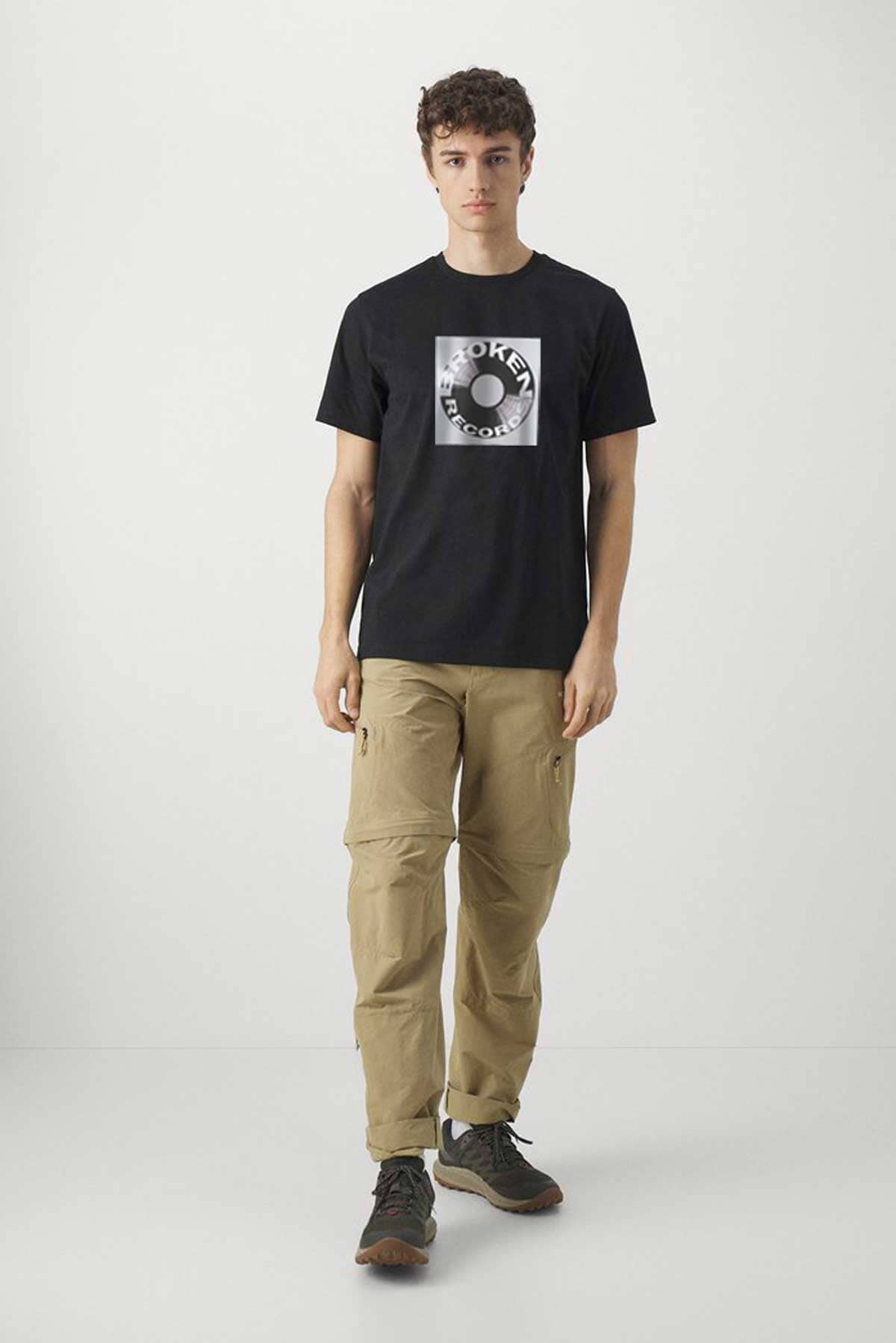 Polo Republica Men's Broken Records Printed Tee Shirt