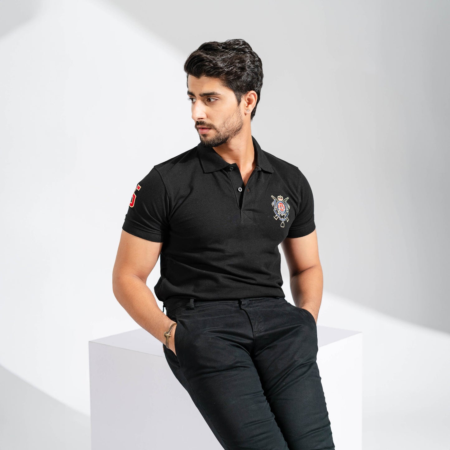 Polo Republica Men's Crest 5 Embroidered Short Sleeve Polo Shirt