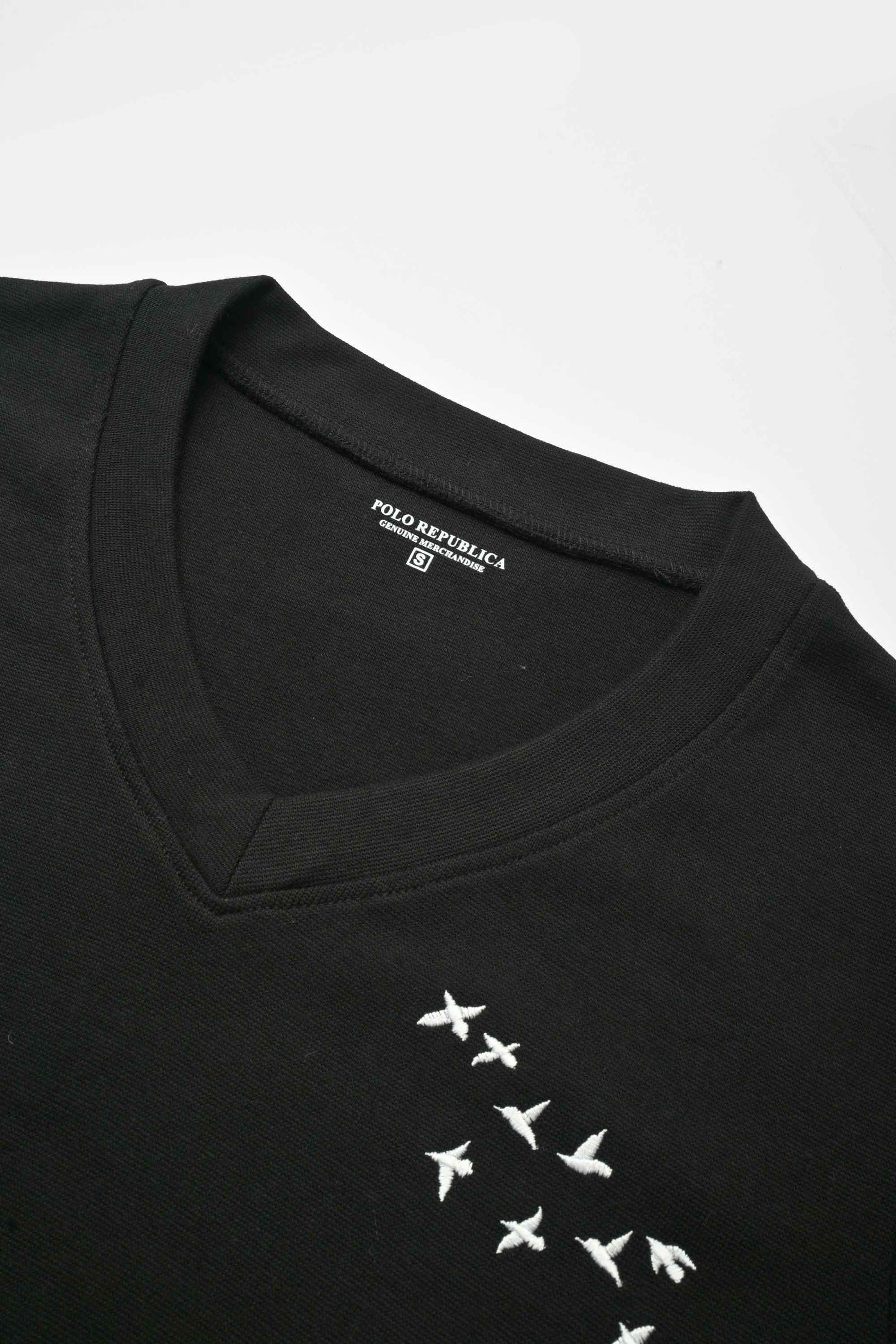 Polo Republica Men's Freedom Embroidered V-Neck Sweat Shirt Men's Sweat Shirt Polo Republica