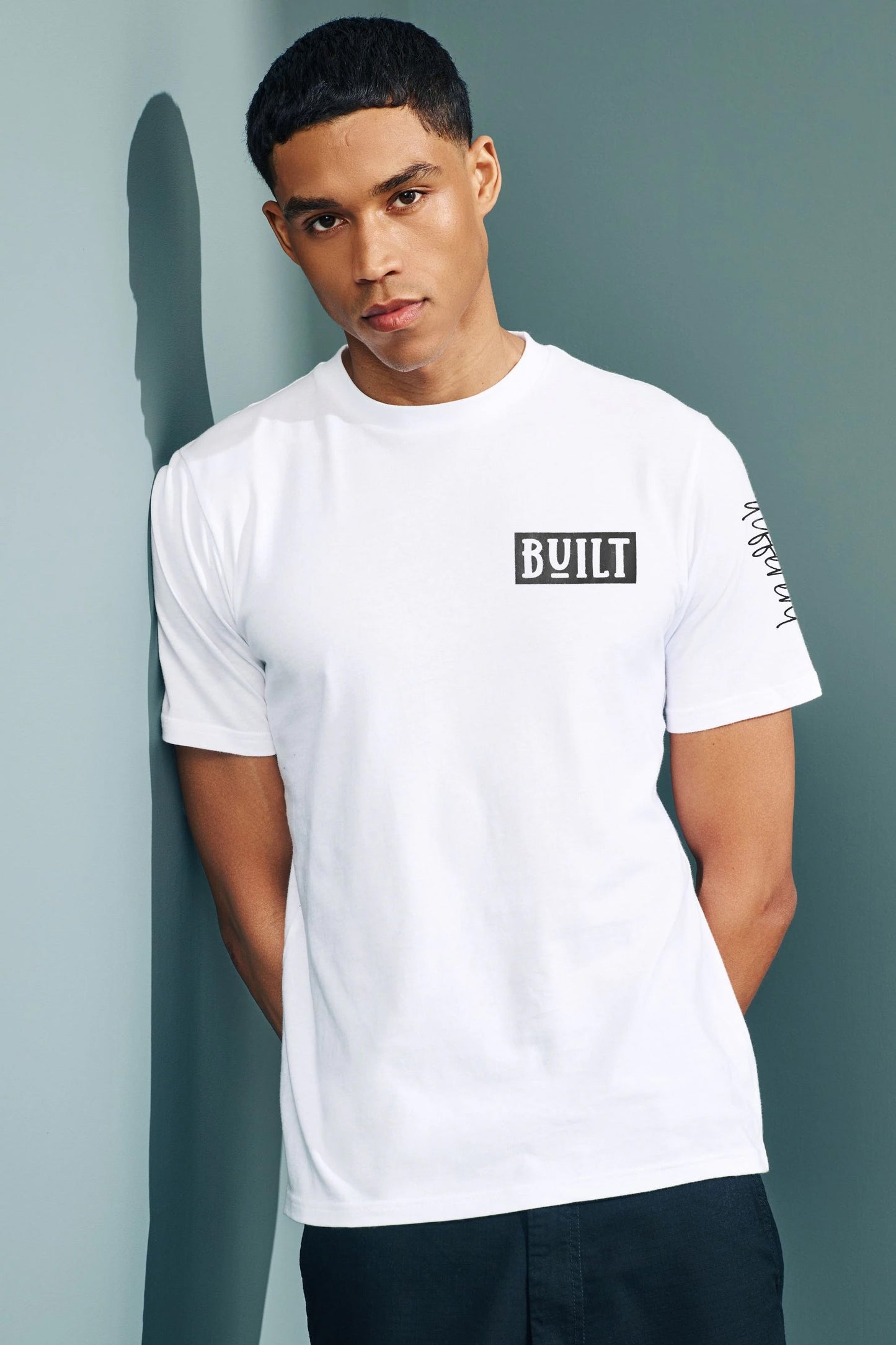Men's Built Printed Crew Neck Tee Shirt