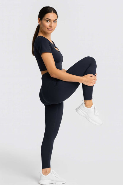 USQUARED Women's Cut-Out Activewear Twin Set