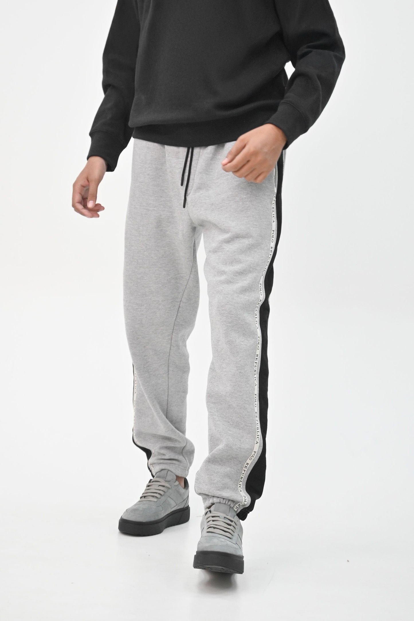 Polo Republica Men's Contrast Striped Fleece Sweatpants