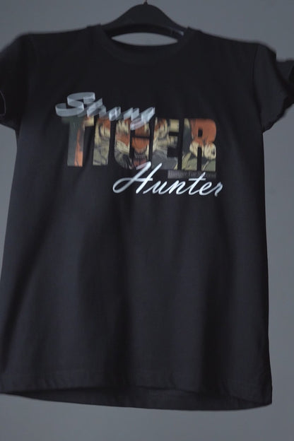 Polo Republica Men's Tiger Hunter Tee Shirt