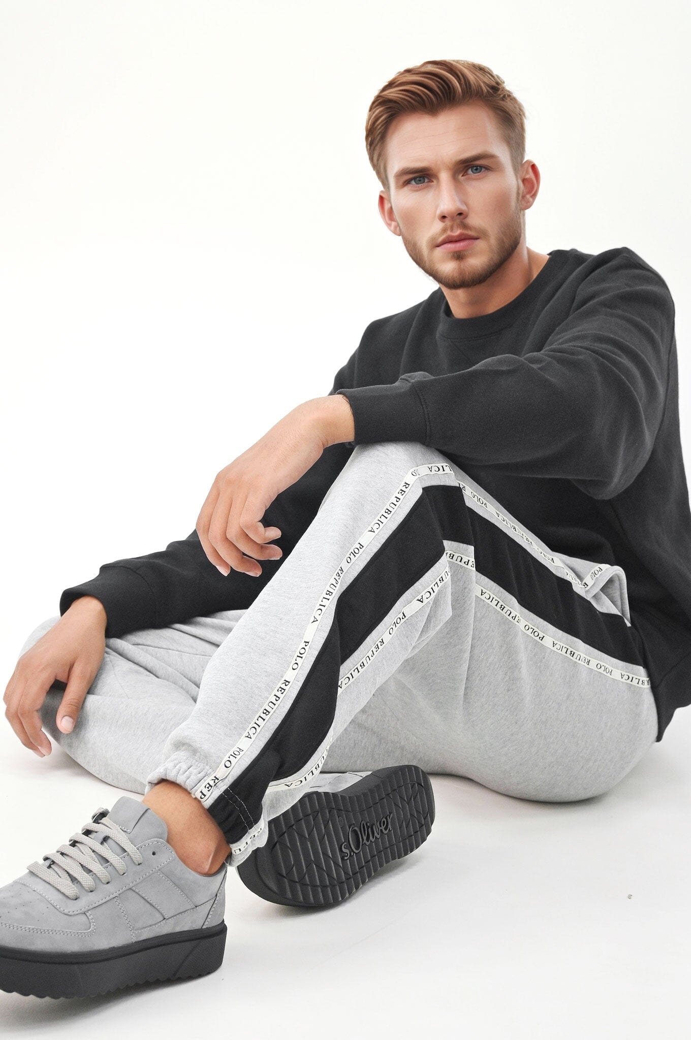 Polo Republica Men's Contrast Striped Fleece Sweatpants